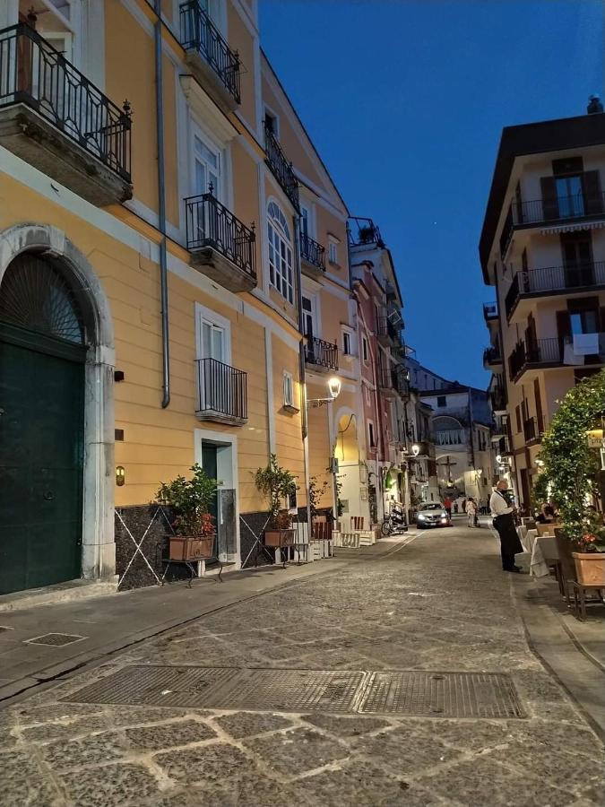 Apartmán Amalfi Coast Palace In Minori Exteriér fotografie